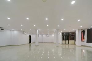 Hotel O Elysian Palace