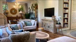 Villa Kreis De, with pool