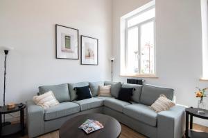 Treize Maison B-2 bed house in centre of Saint Severin