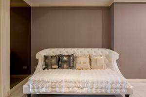 High-Floor City View Near SIAM