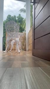 Happy House in Chaloklum