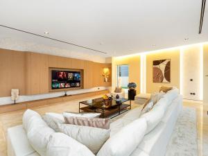 Dubai Hills Mansion Cinema, Gym & Luxe Pool