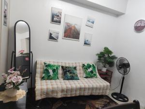 Sea Residence MOA - JULIZA STAYCATION