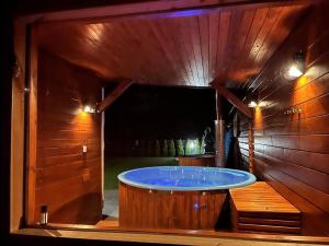 ZACISZE W OGRÓDKU Dom z balią i sauną