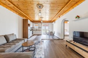 Hillside Apartment Gjirokastër 2 - 4-star hotels in Gjirokastër