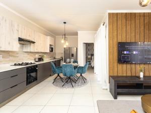 Reece Luxury Midrand Suite