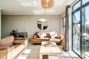 Belina - Quayside Canal Front