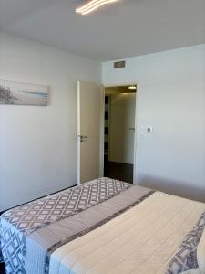 Superbe Appartement T3 - 6 Personnes - 100 m de la plage - Piscine- 6ODYS405C