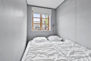 9599-Aakirkeby-Bodelyngsvejen-1