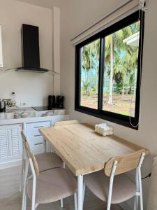 House with pool Srithanu Beach 2