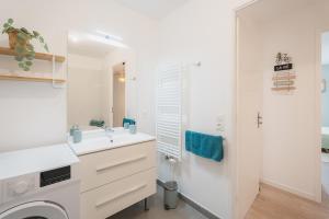 Tranquility Terminal - Paris Orly Airport