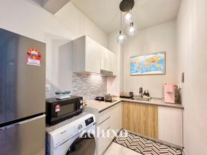 #3 Jesselton Quay City Pads Seaview by Zeluxo