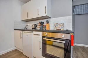 Finest Retreats - Ukulele Studio