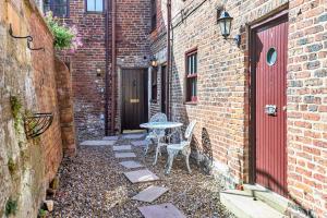 Finest Retreats - Ukulele Studio