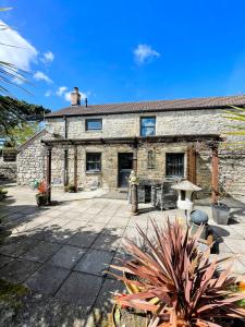 Windman Cottage - your tranquil home from home with beautiful garden