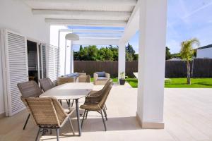 Rompeolas Chalet, 6 minutes walking to the beach