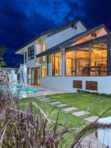 Private Pool Villa Chiang Mai 4BR Luxury Stay Near Airport