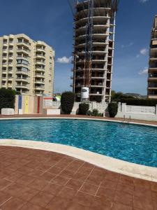 Calpe apartamento LUXURY 2 min playa aparcamiento patio piscina aire wifi