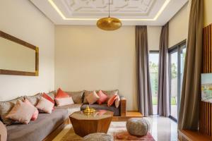 Villa R, luxury, gym, private pool