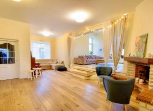 Wonderful 8 Bedroom Home near Vilnius