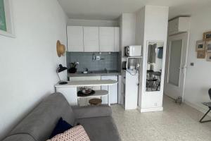 Stunning sea view and comfort close to the beach