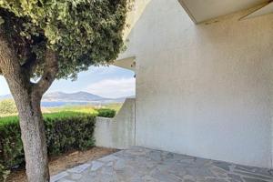 Beautiful 40 M2 With Pool Near The Beach!