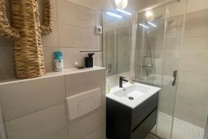 Stunning sea view and comfort close to the beach