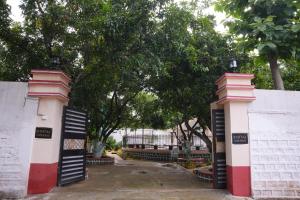 RahTaj Luxury Farmhouse