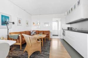 5430-Gudhjem-Gudhjemvej-111-D-1-lejl-5