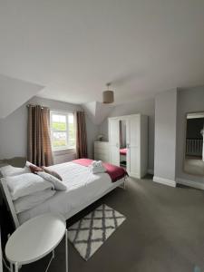 2 Cois Chnoic - Dingle holiday home