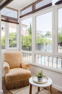 Estoril Beach - Your Family Escape