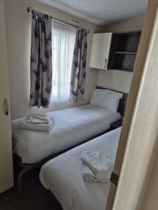 Valley side - 3 bedrooms sleeps 8