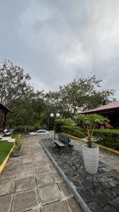 Chalé no Privê Monte Serrat com 3 quartos em Gravatá