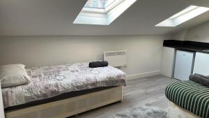 Bright Studio on Brigstock Rd