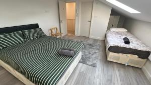 Bright Studio on Brigstock Rd