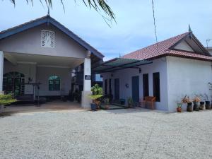 Roomstay Kak Ton