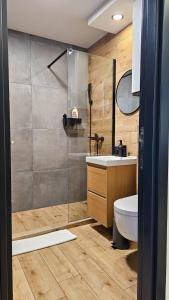 Sunny Danube Quay Luxe Studio