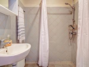 6 person holiday home in Nexø