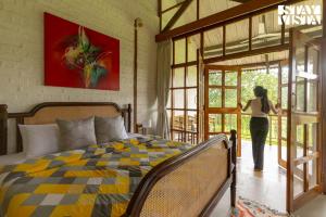 StayVista at Orchard by the River with Bonfire, BBQ