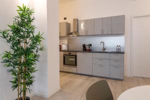 CityLife 6 - Bright Two Bedroom Apt - B Home