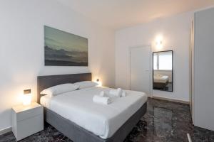 CityLife 6 - Bright Two Bedroom Apt - B Home