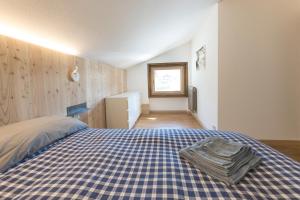 Casa Cesi 1, luminoso appartamento con Giardino