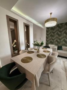 Élégant appartement avec parking privé proche aéroport et centre ville Tunis Laouina