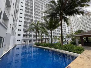 Matcha Latte Room Shore Residences Rm 850 near SMX, Airport & MOA by Prime Stay