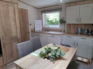 Fir Tree - 2 bedrooms sleeps 5