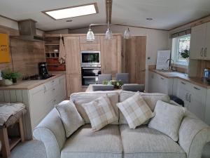 Fir Tree - 2 bedrooms sleeps 5