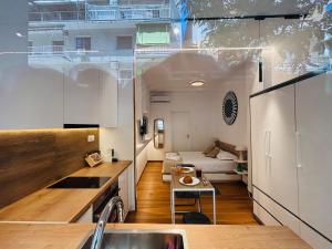 Cozy apartment, at Pagrati close to Kalimarmaro, Athens city center