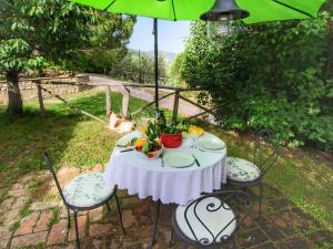 Farmhouse in Umbria near Palazzo Bourbon