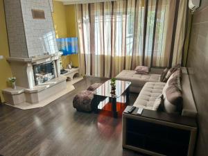 Apart House Ana Апартамент за гости Ана