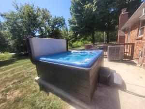 6BR Family Home by Grand Park